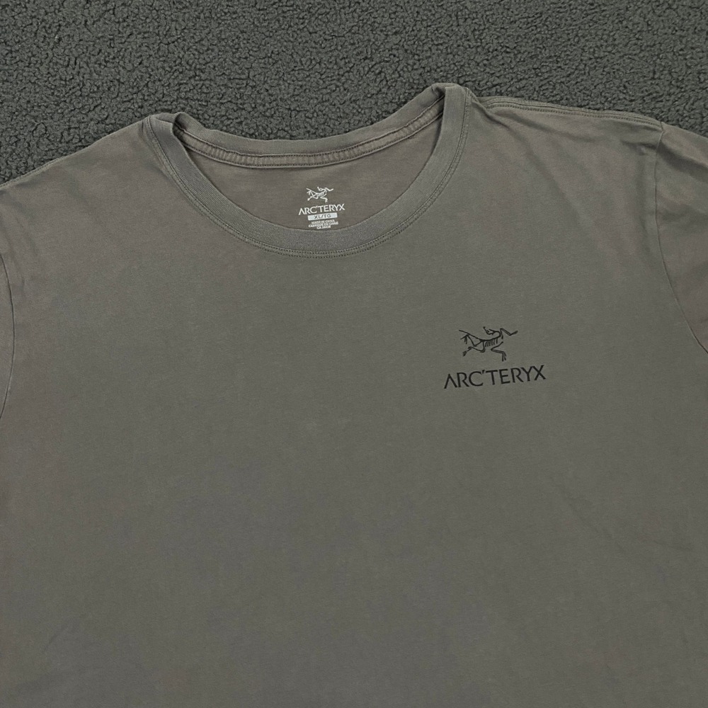 Arc'teryx Emblem SS T-Shirt Mens XL Gray Cotton Crewneck Short Sleeve Tee Logo